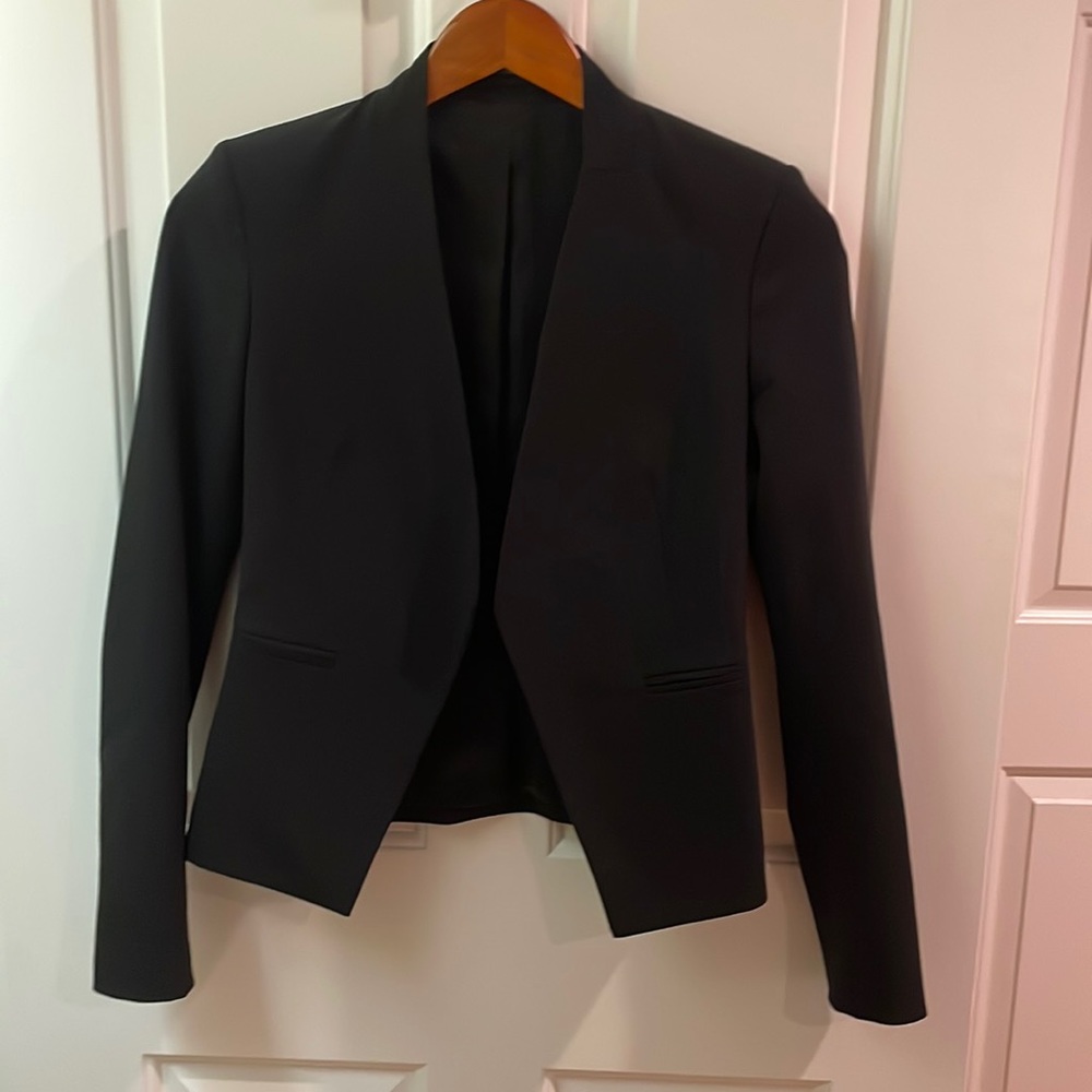 Theory Black Open Blazer - 00 - great condition!